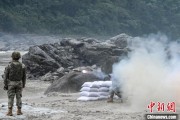 梦见抓虾西藏军区某部高原峡谷实弹射击 锤炼实战能力
