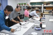 梦见抓虾两岸艺术家在安徽“共绘一幅画”