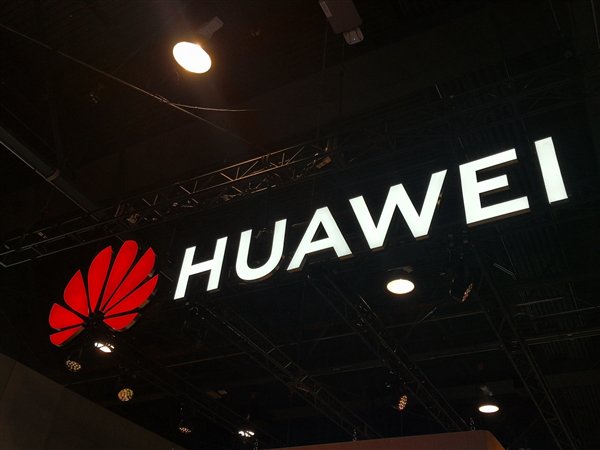 疯狂抢夺英伟达工程师！黄仁勋：不再将(✡)中国市场纳入业绩预测 业务被迫让给华为